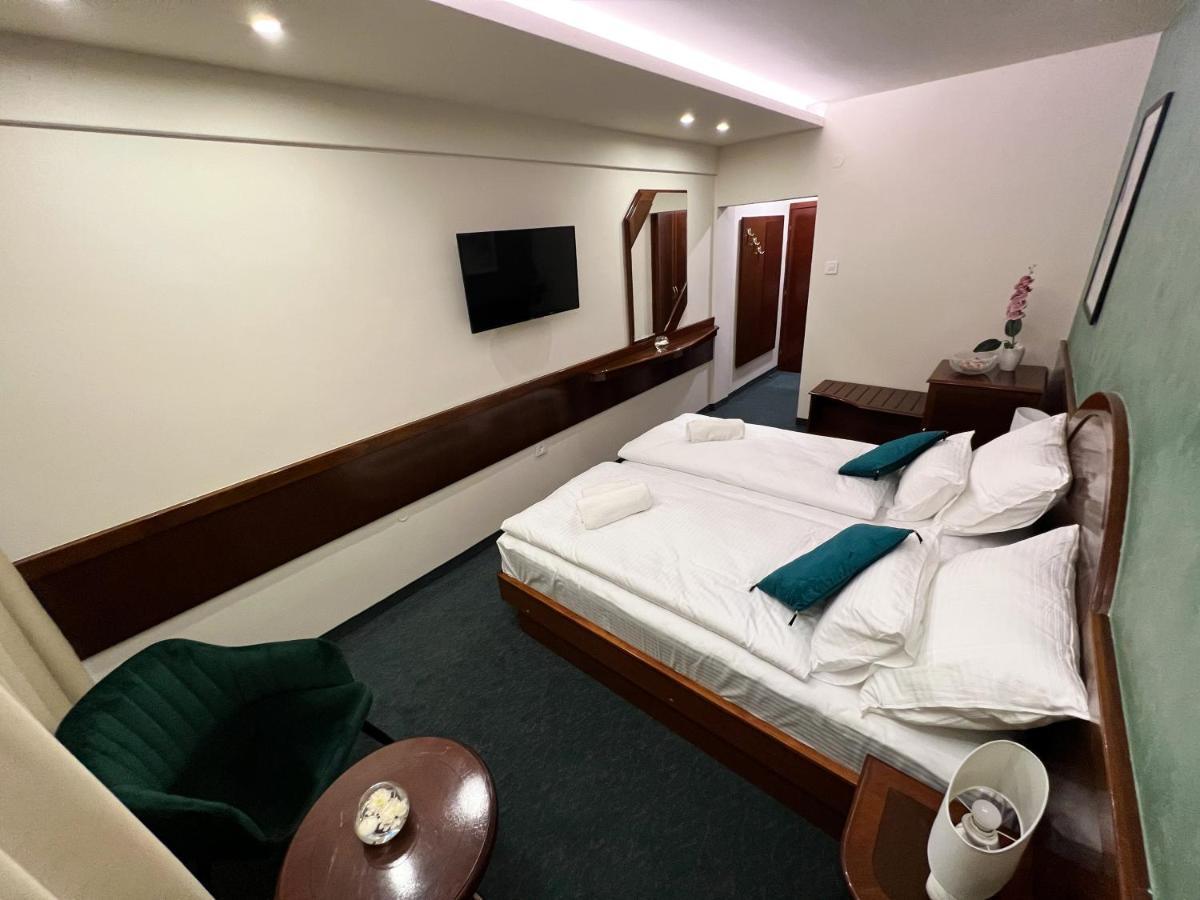 Hotel Laktaši Eksteriør billede