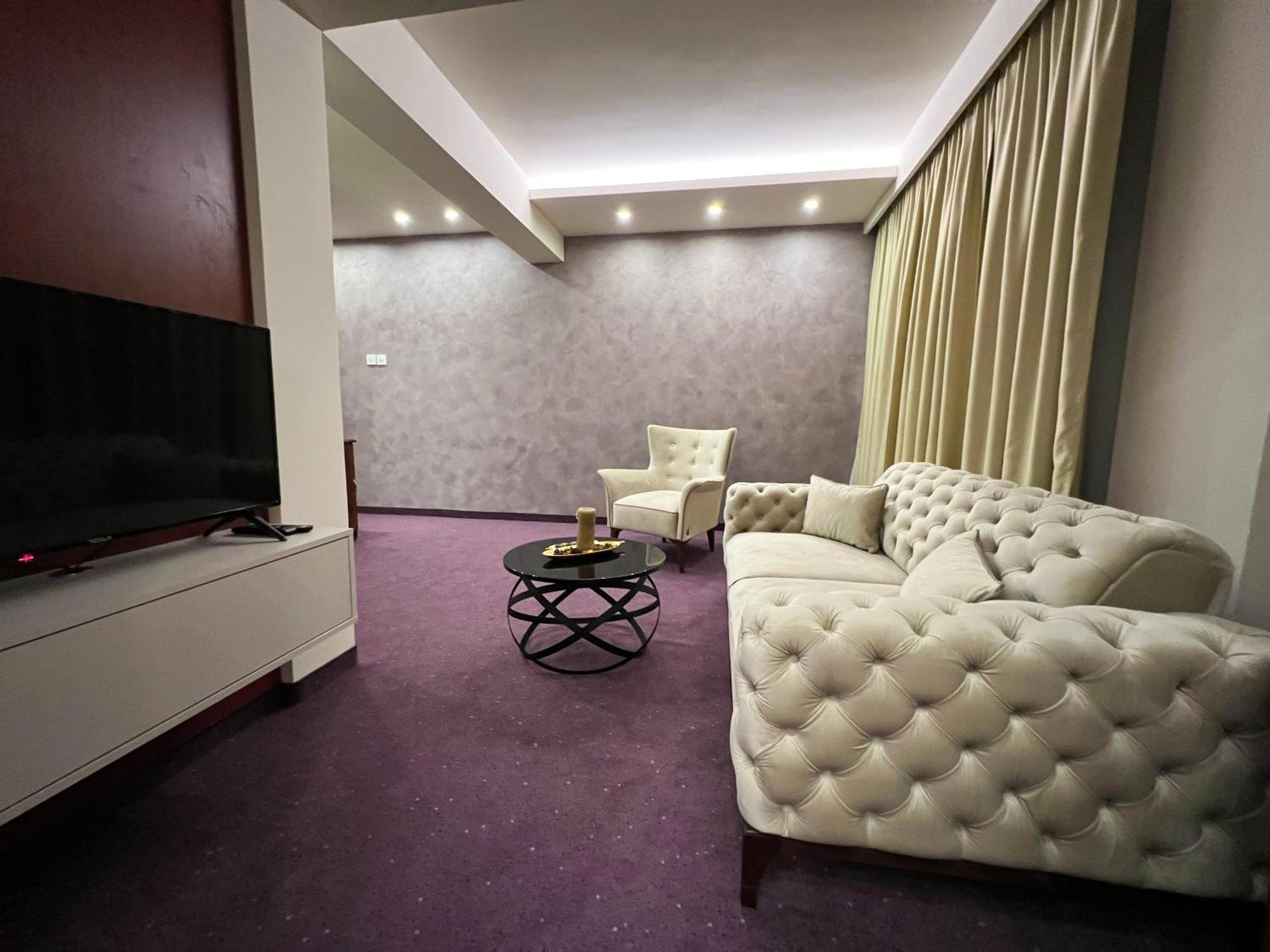 Hotel Laktaši Eksteriør billede